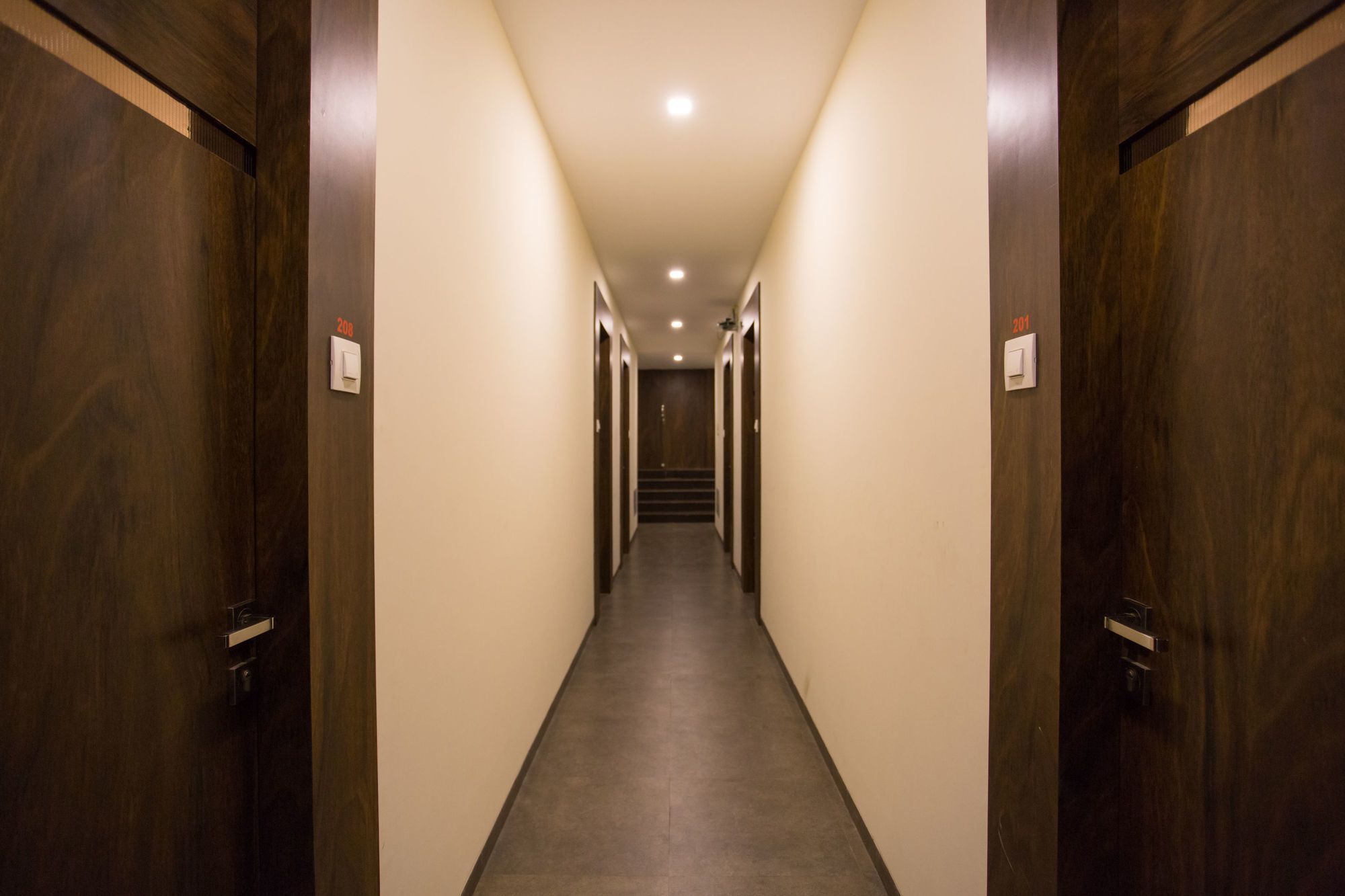 Oyo 7156 Hill View Residency Hotell Navi Mumbai Exteriör bild
